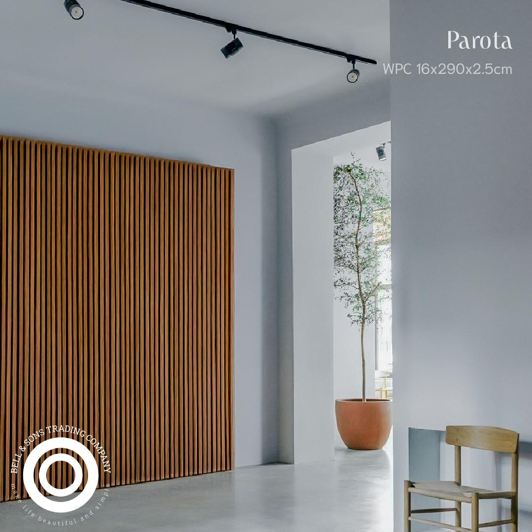 Proyecto con WPC Parota en pasillo